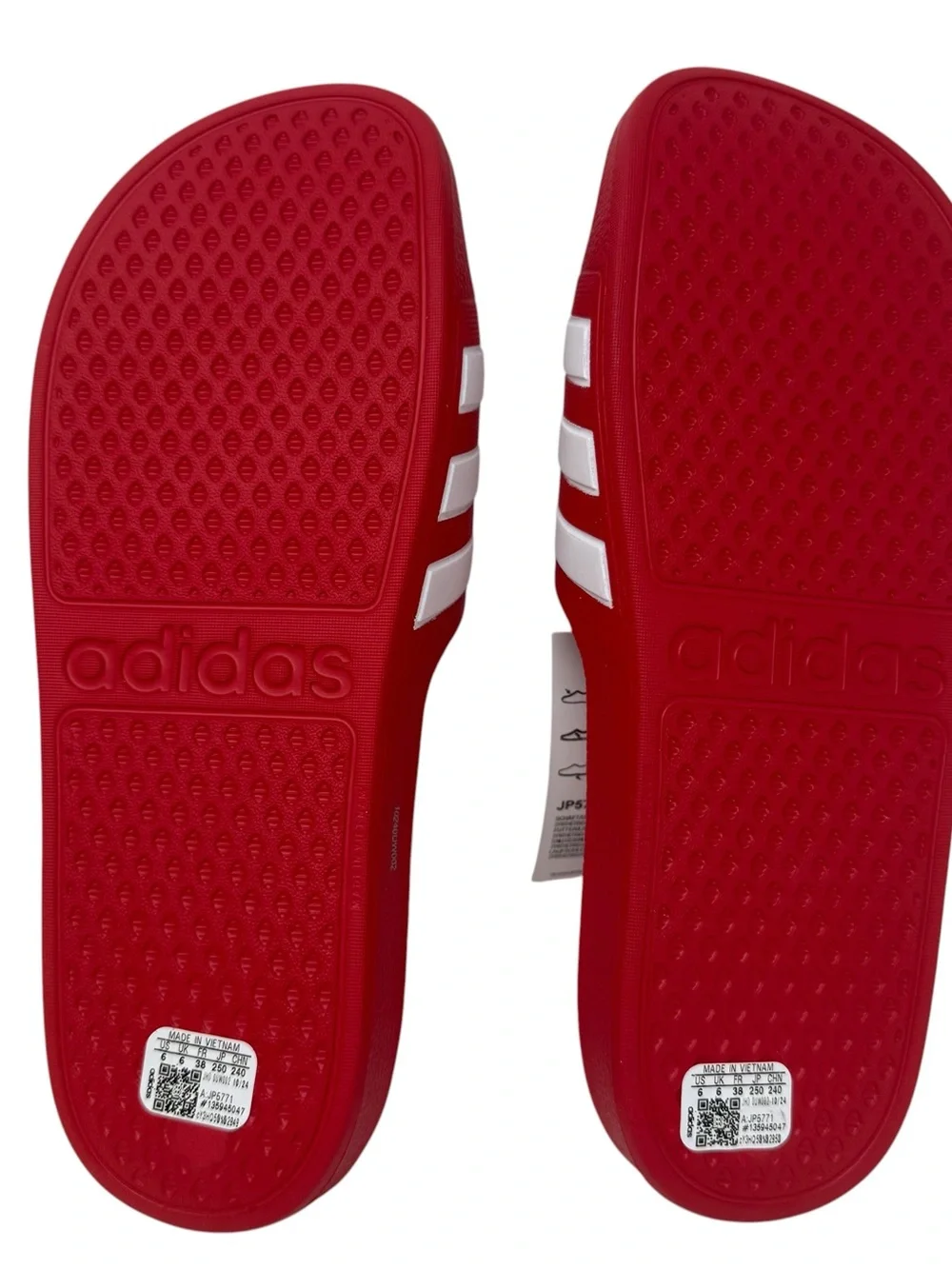 Adidas Adilette Aqua Size Youth 6 Women’s 7 Slide Sandals Cushioned Comfort NWT